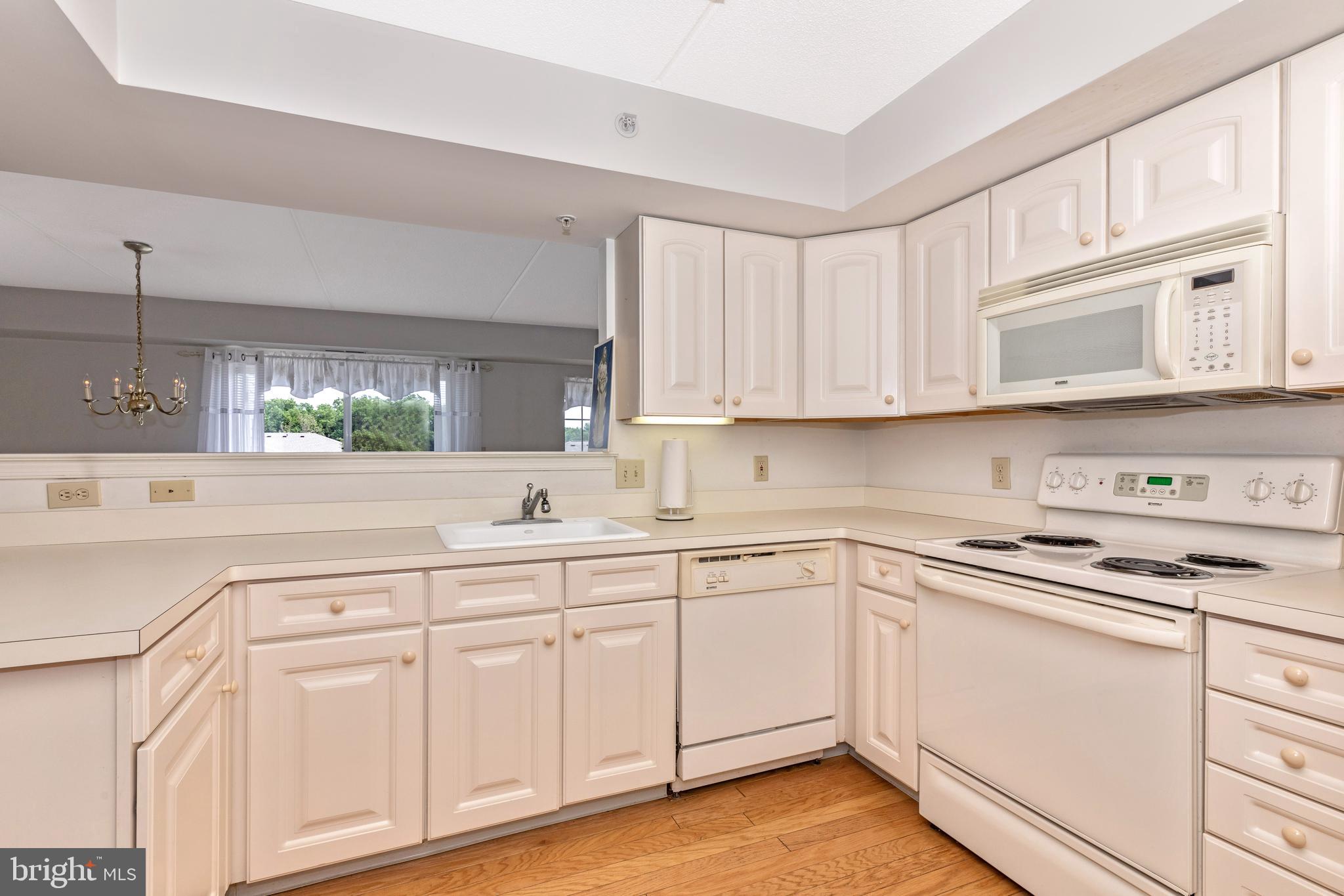 625 Brandon Road Norristown, PA 19403 - Photo 14 of 49 Gallery Image 14