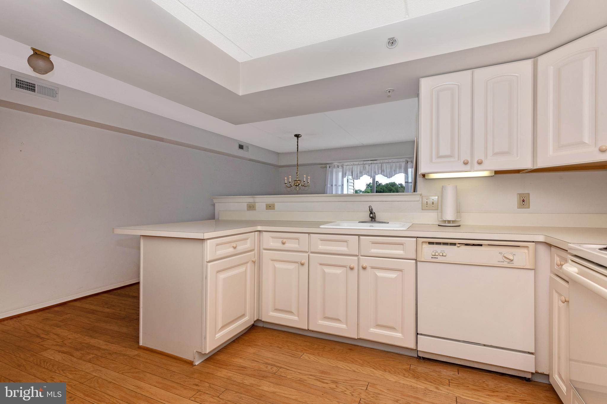 625 Brandon Road Norristown, PA 19403 - Photo 15 of 49 Gallery Image 15