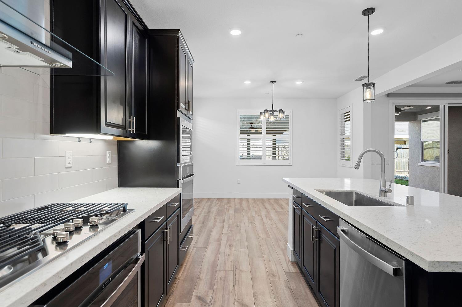 6049 Element Lane Roseville, CA 95747 - Photo 22 of 47