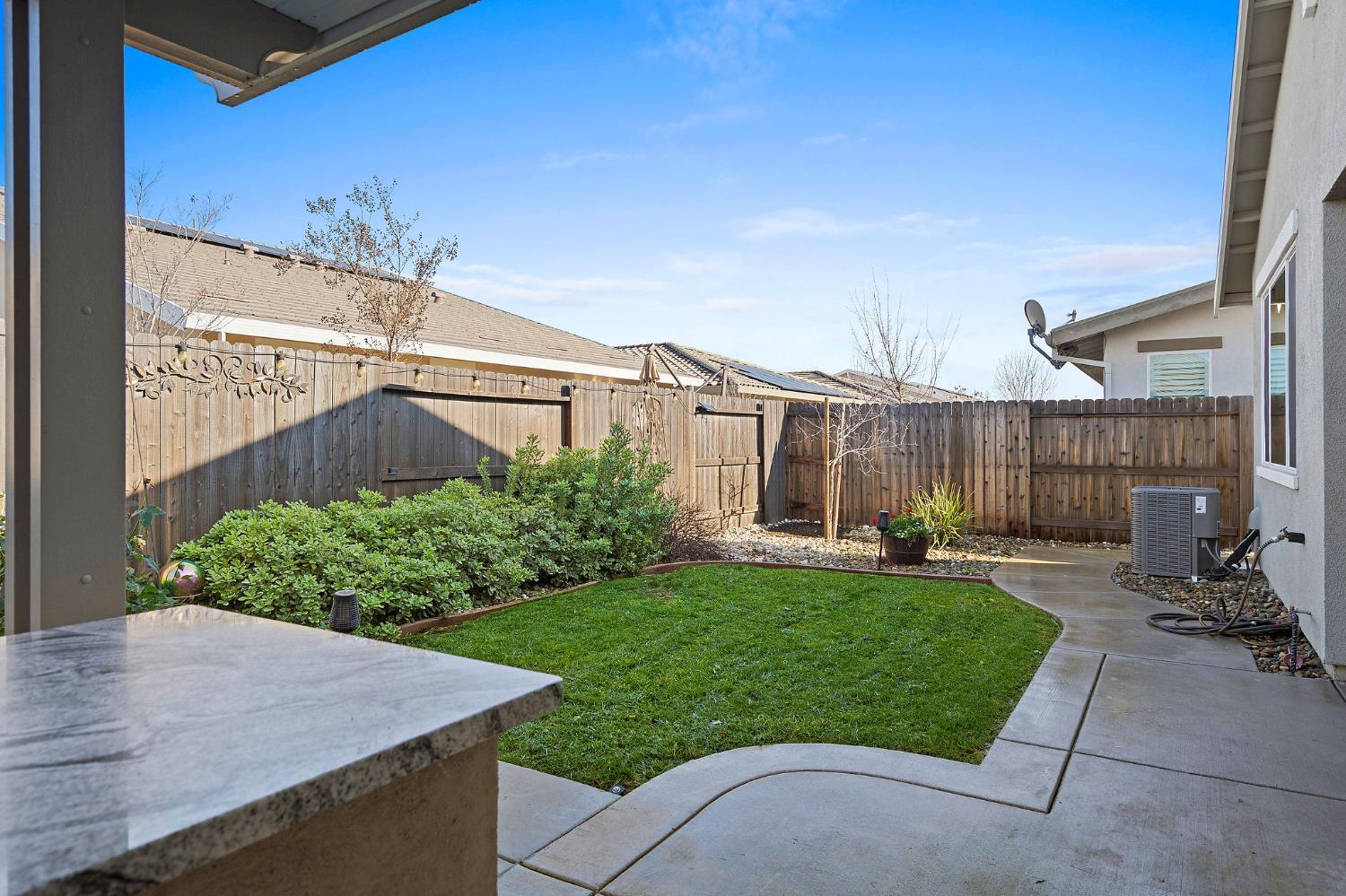 6049 Element Lane Roseville, CA 95747 - Photo 31 of 47