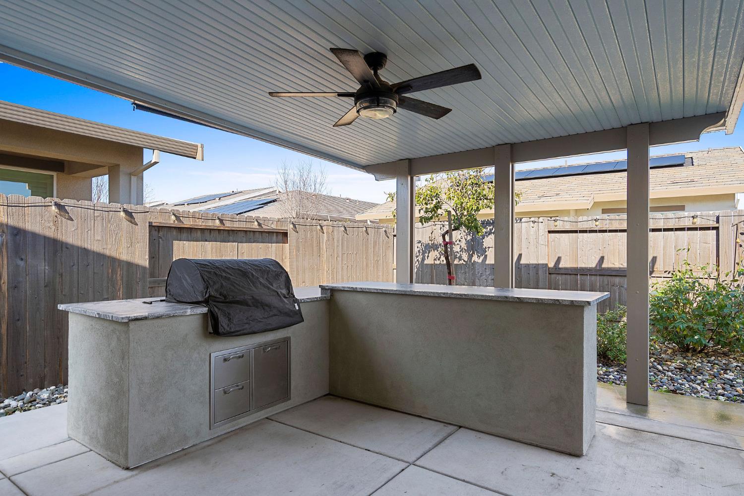 6049 Element Lane Roseville, CA 95747 - Photo 34 of 47