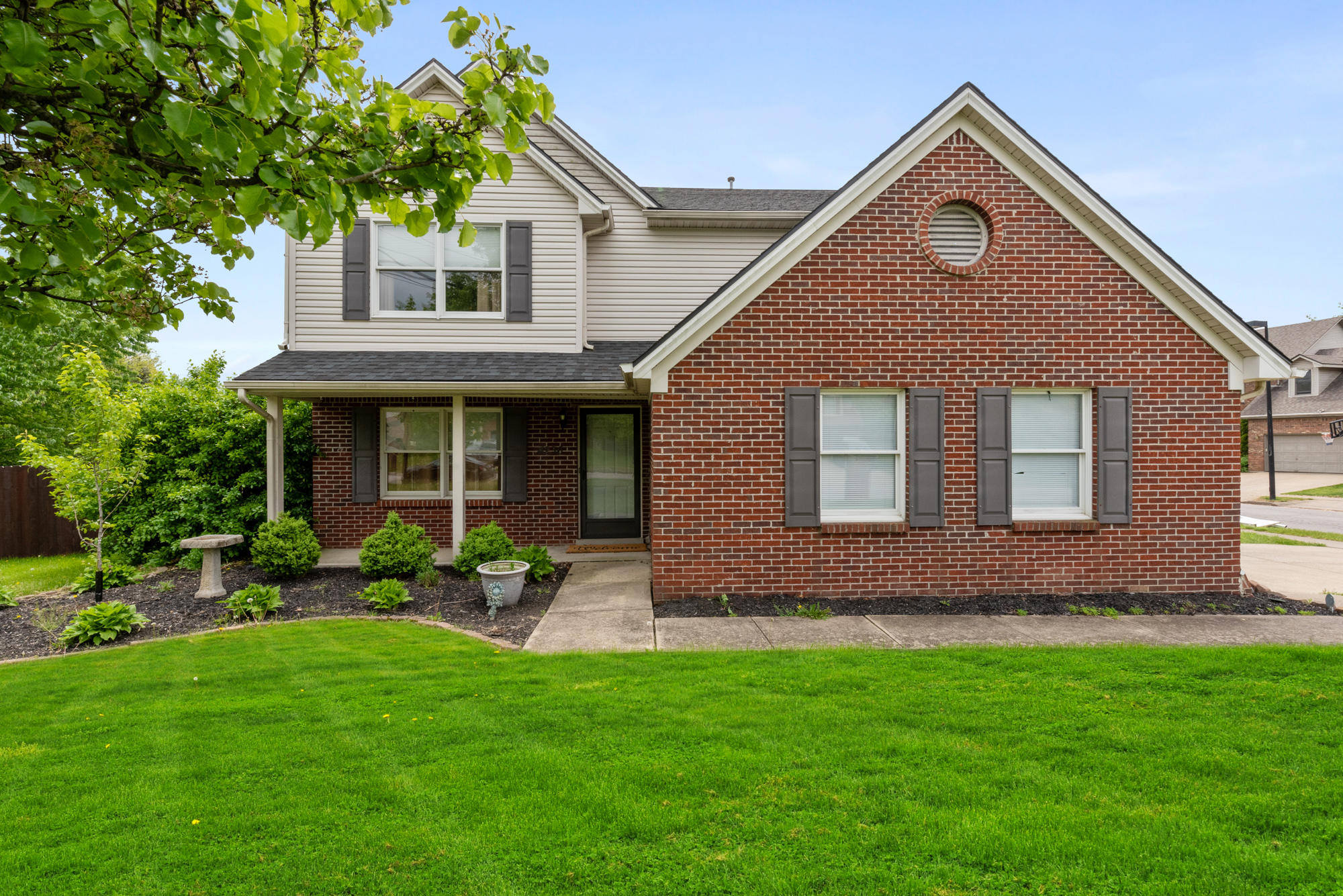4236 Ridgewater Drive Lexington, KY 40515 - Photo 2 of 31 _DSC8757