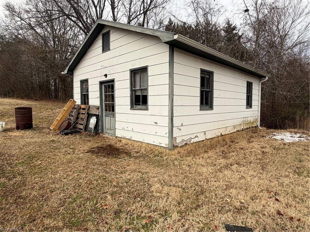 2412 Park Springs Road Providence, NC 27315 - Photo 3 of 16