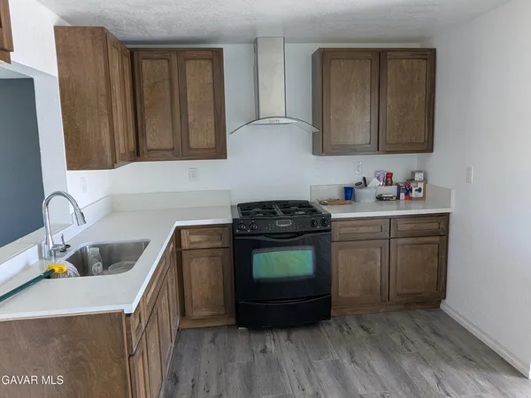 $275,000 | 16855 Vista Del Oro Avenue, North Edwards, CA 93523