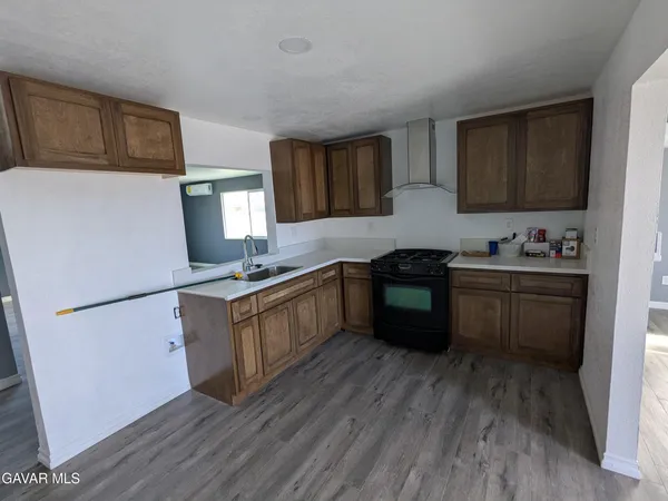 $275,000 | 16855 Vista Del Oro Avenue, North Edwards, CA 93523