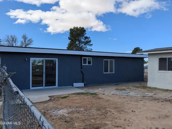 $275,000 | 16855 Vista Del Oro Avenue, North Edwards, CA 93523