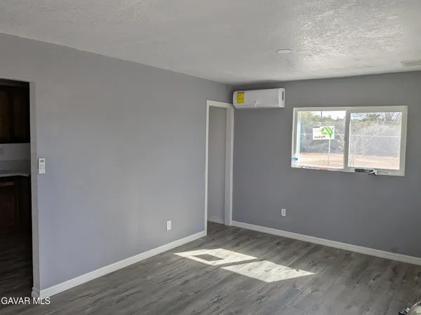 $275,000 | 16855 Vista Del Oro Avenue, North Edwards, CA 93523
