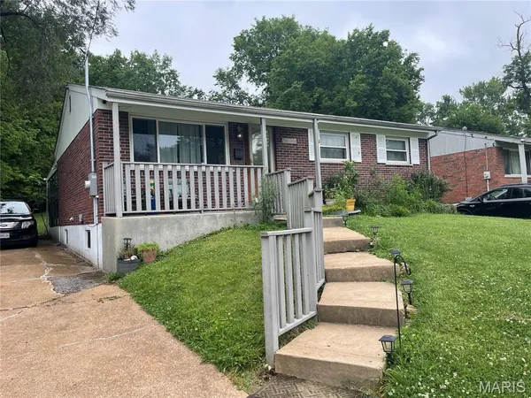 $179,000 | 2418 A Spencer Avenue, Unit A, Overland, MO 63114