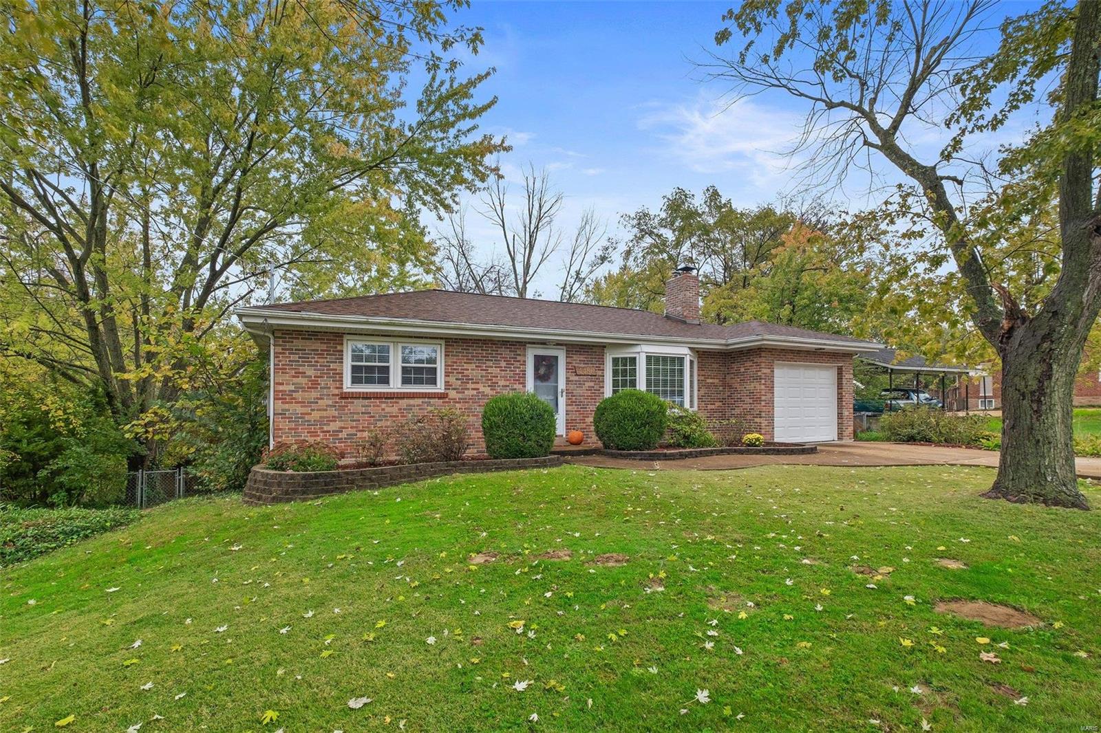 4430 Butler Hill Road St. Louis, MO 63128 - Photo 2 of 30 Gallery Image 2