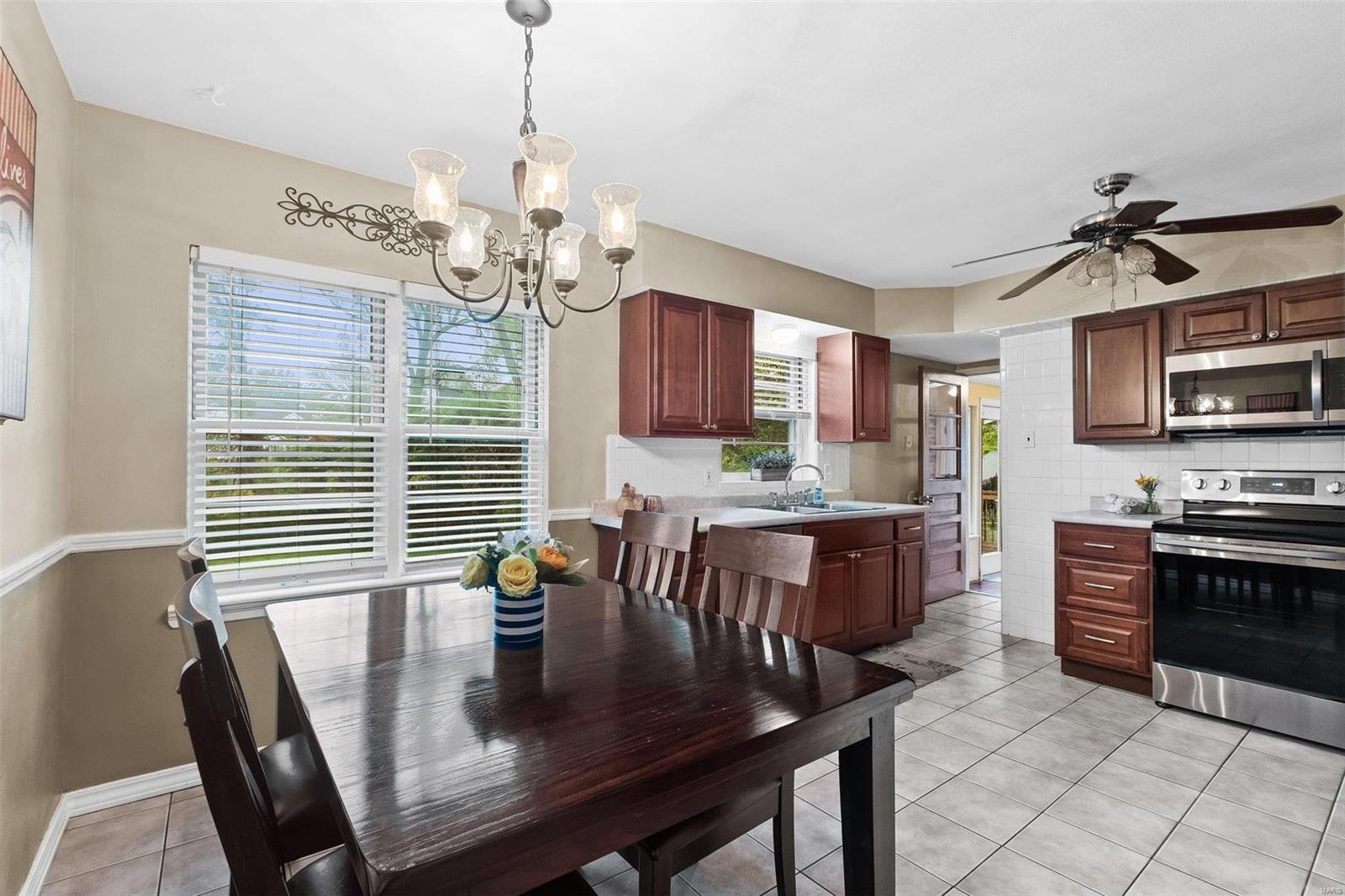 4430 Butler Hill Road St. Louis, MO 63128 - Photo 6 of 30 Gallery Image 6