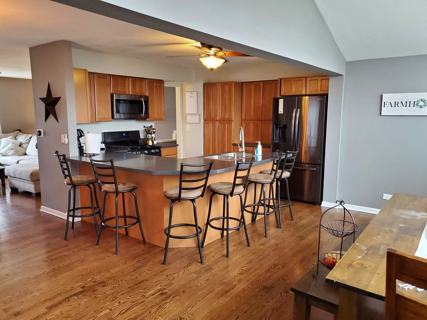 124 Thrush Lane Naperville, IL 60540 - Photo 5 of 18