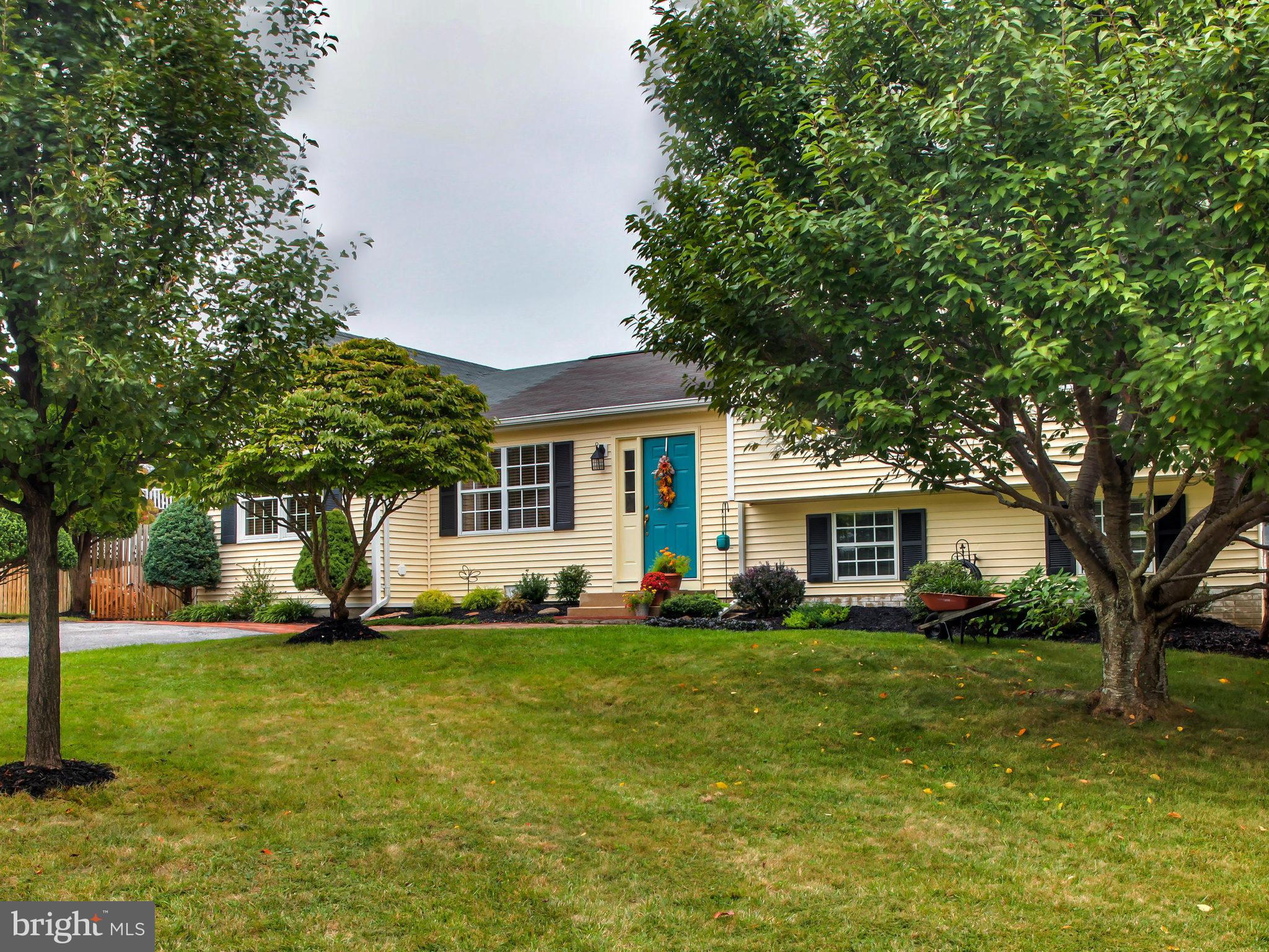 24133 Welsh Road Gaithersburg, MD 20882 - Photo 2 of 30 Exterior (Front)