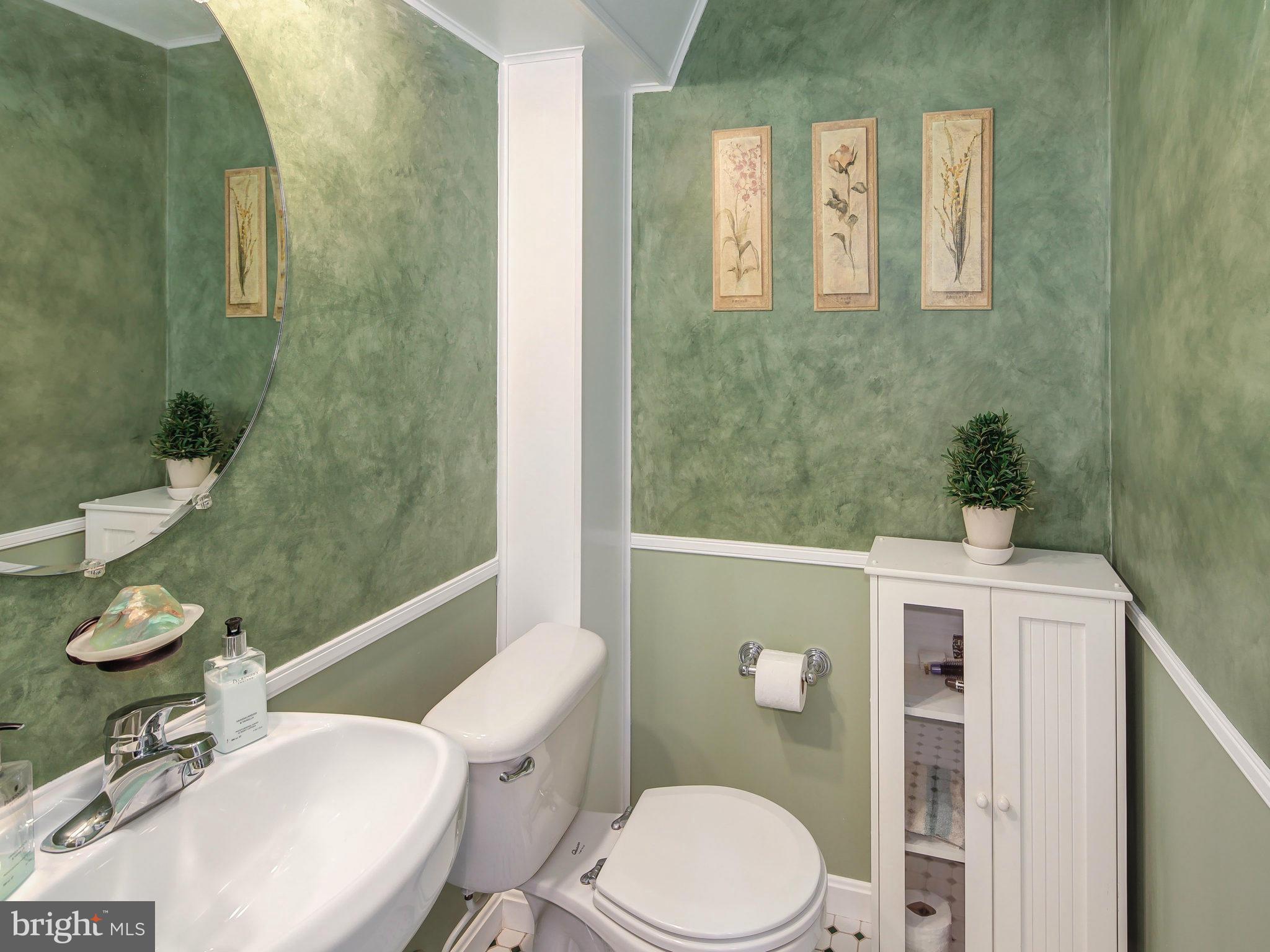 24133 Welsh Road Gaithersburg, MD 20882 - Photo 22 of 30 Bath