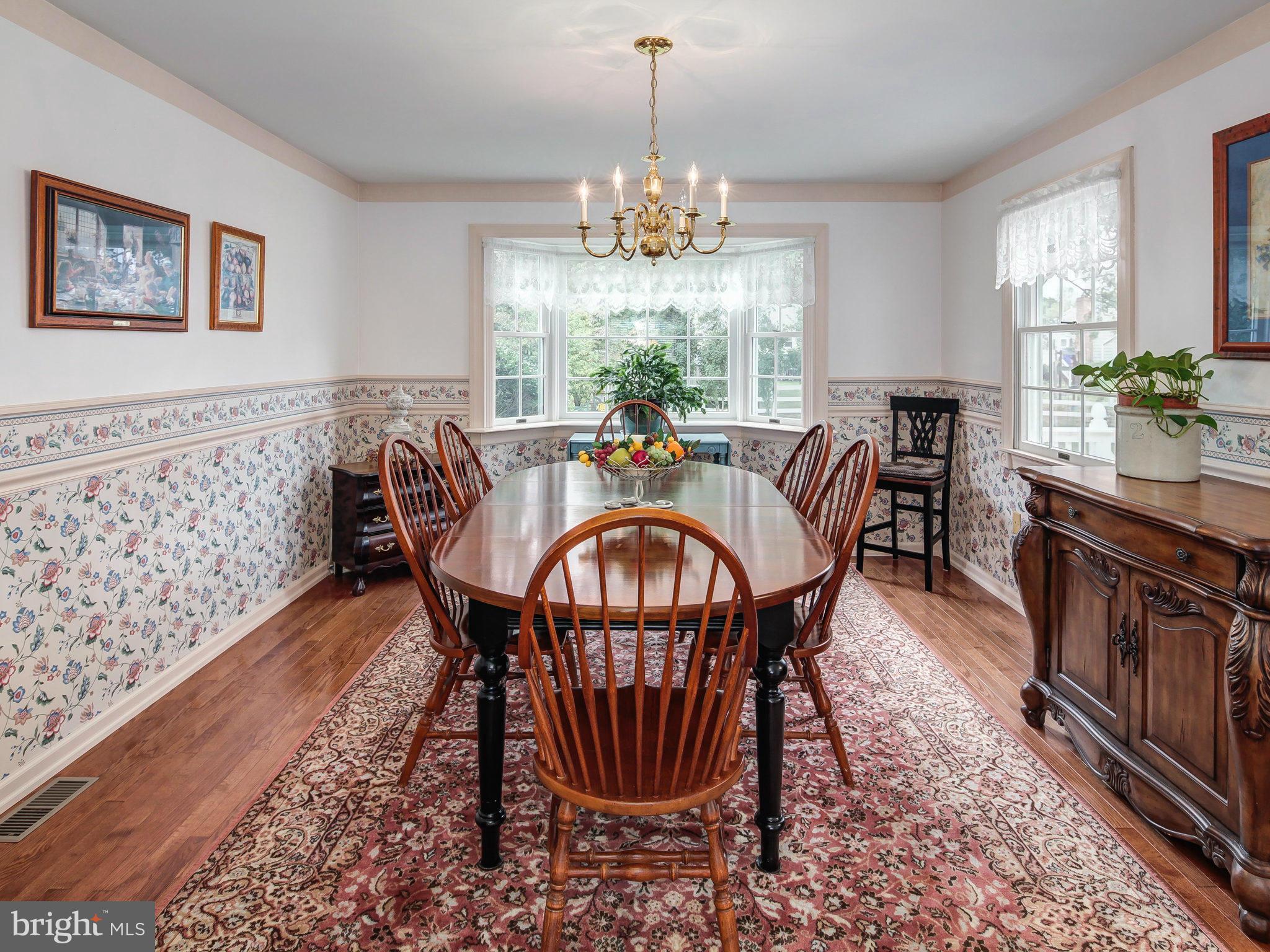 24133 Welsh Road Gaithersburg, MD 20882 - Photo 9 of 30 Dining Room