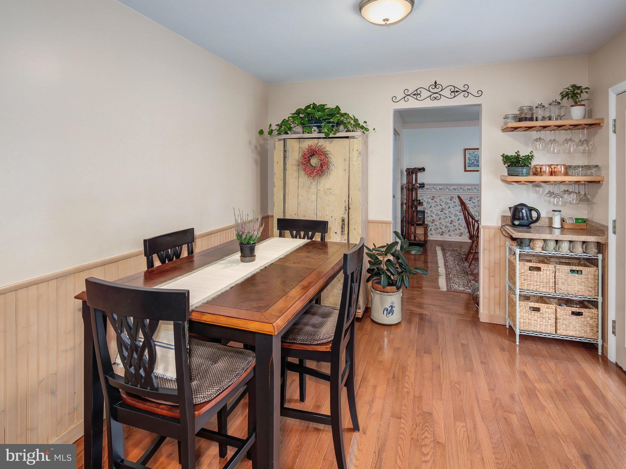 24133 Welsh Road Gaithersburg, MD 20882 - Photo 10 of 30 Dining Room