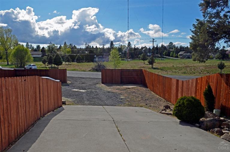 1565 Northeast Butler Market Road Bend, OR 97701 - Photo 18 of 22 Additional Photo