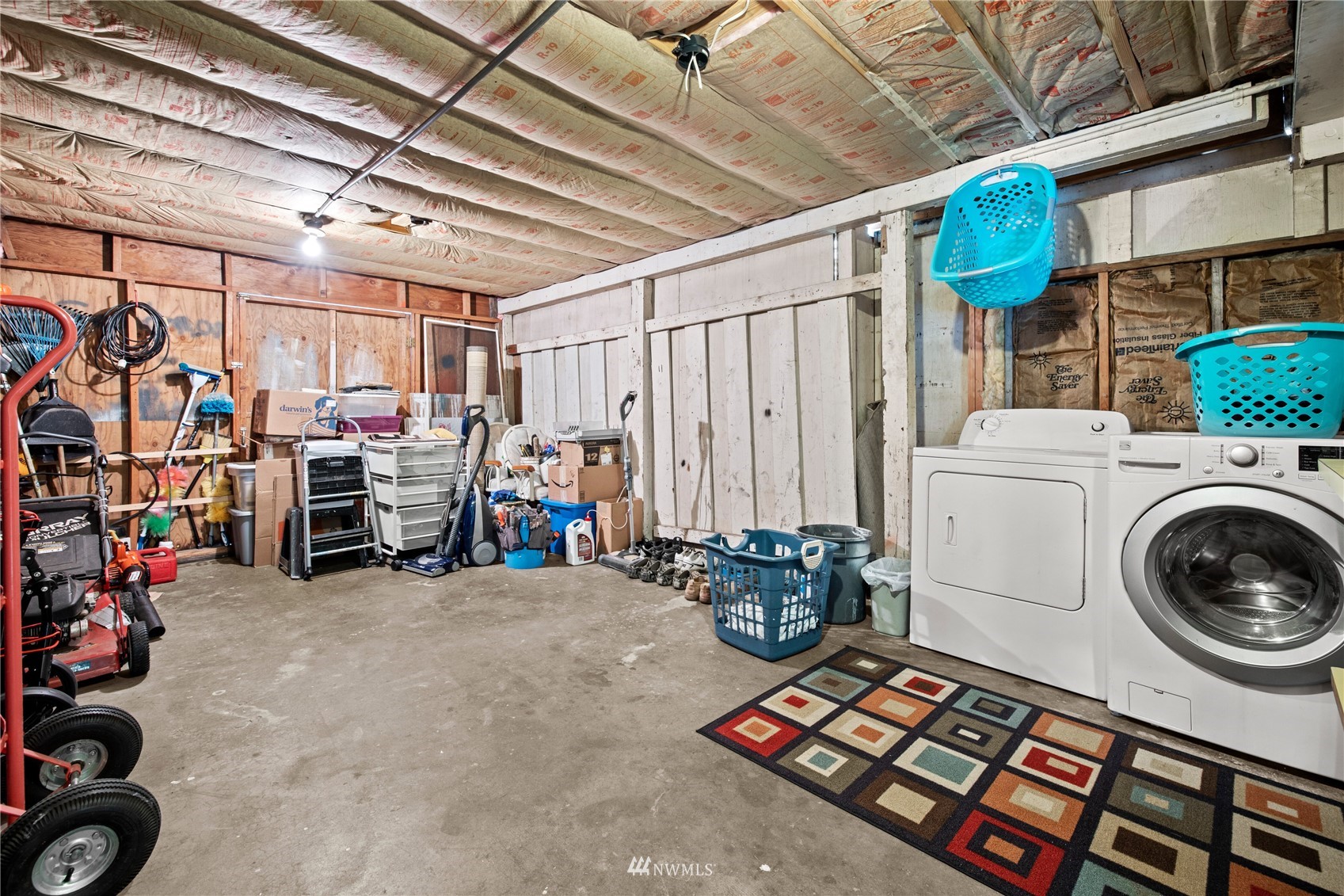 420 Southwest Sunset Boulevard Renton, WA 98057 - Photo 25 of 36 a utility room with dryer and washer