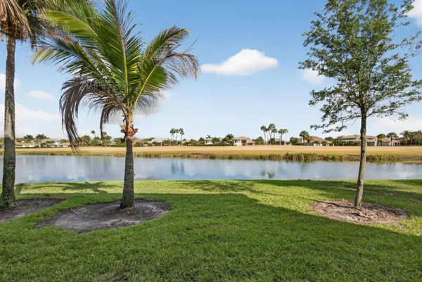 $1,195,000 | 155 Tresana Boulevard, Jupiter, FL 33478