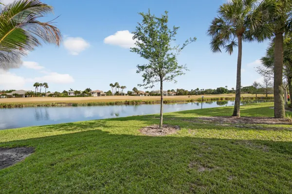 $1,195,000 | 155 Tresana Boulevard, Jupiter, FL 33478
