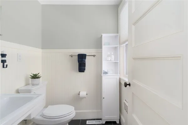 $4,500 | 21 Division Street, Newport, RI 02840