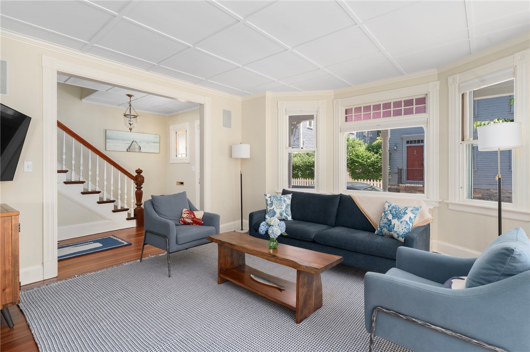 21 Division Street Newport, RI 02840 - Photo 9 of 32