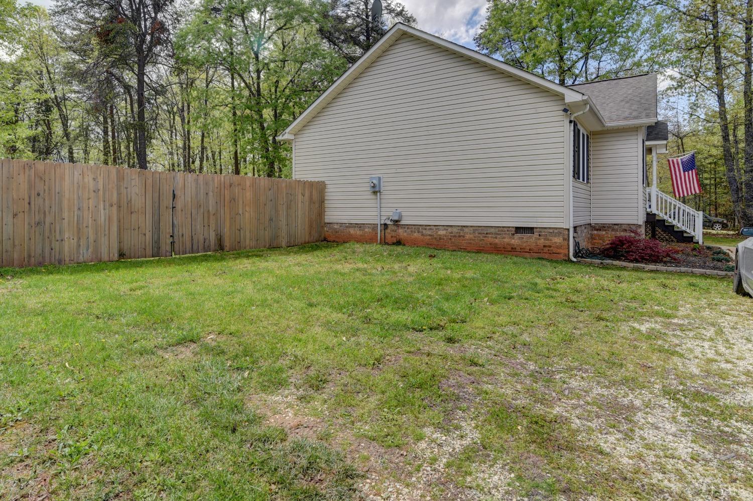 531 Log Cabin Road Appomattox, VA 24522 - Photo 31 of 33