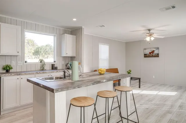 $155,000 | 6303 North Oklahoma Trail, Granbury, TX 76048