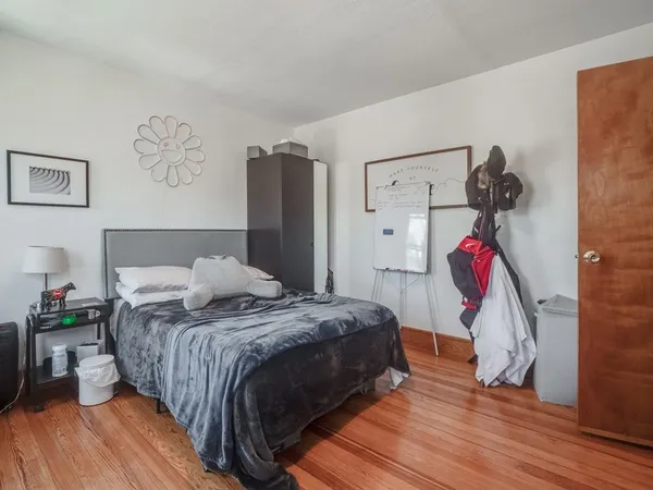 $4,275 | 354 Beacon Street, Unit 2, Somerville, MA 02143