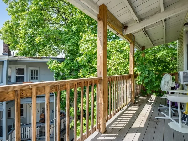 $4,275 | 354 Beacon Street, Unit 2, Somerville, MA 02143