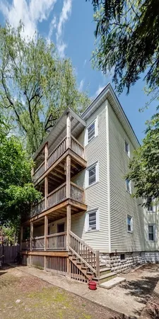 $4,275 | 354 Beacon Street, Unit 2, Somerville, MA 02143
