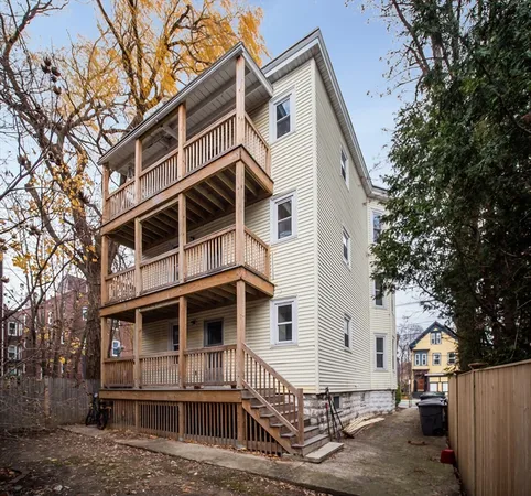 $4,275 | 354 Beacon Street, Unit 2, Somerville, MA 02143