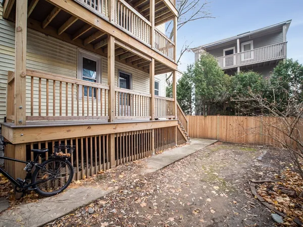 $4,275 | 354 Beacon Street, Unit 2, Somerville, MA 02143