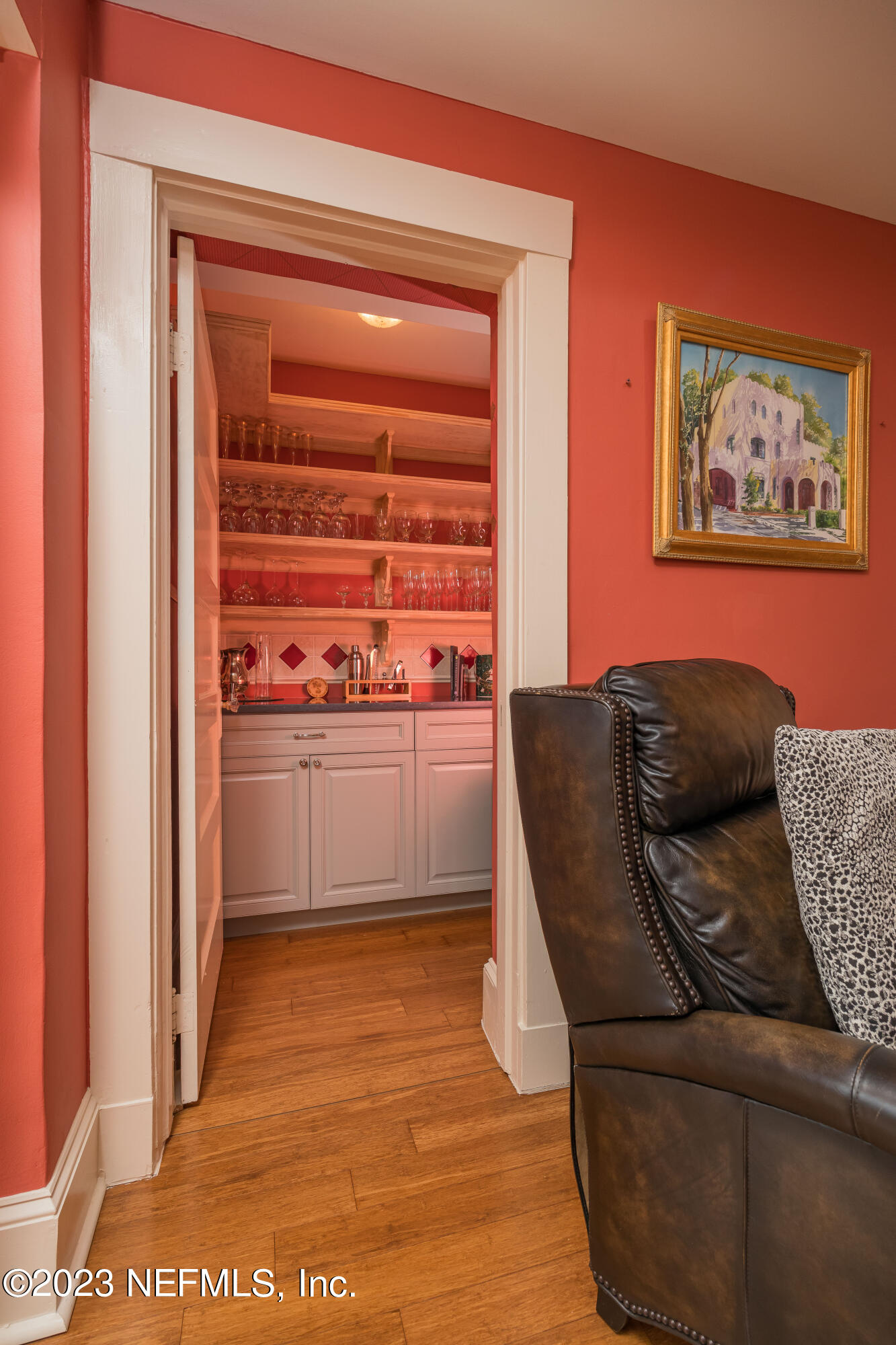 16 May Street St. Augustine, FL 32084 - Photo 21 of 86 a living room with furniture and a window