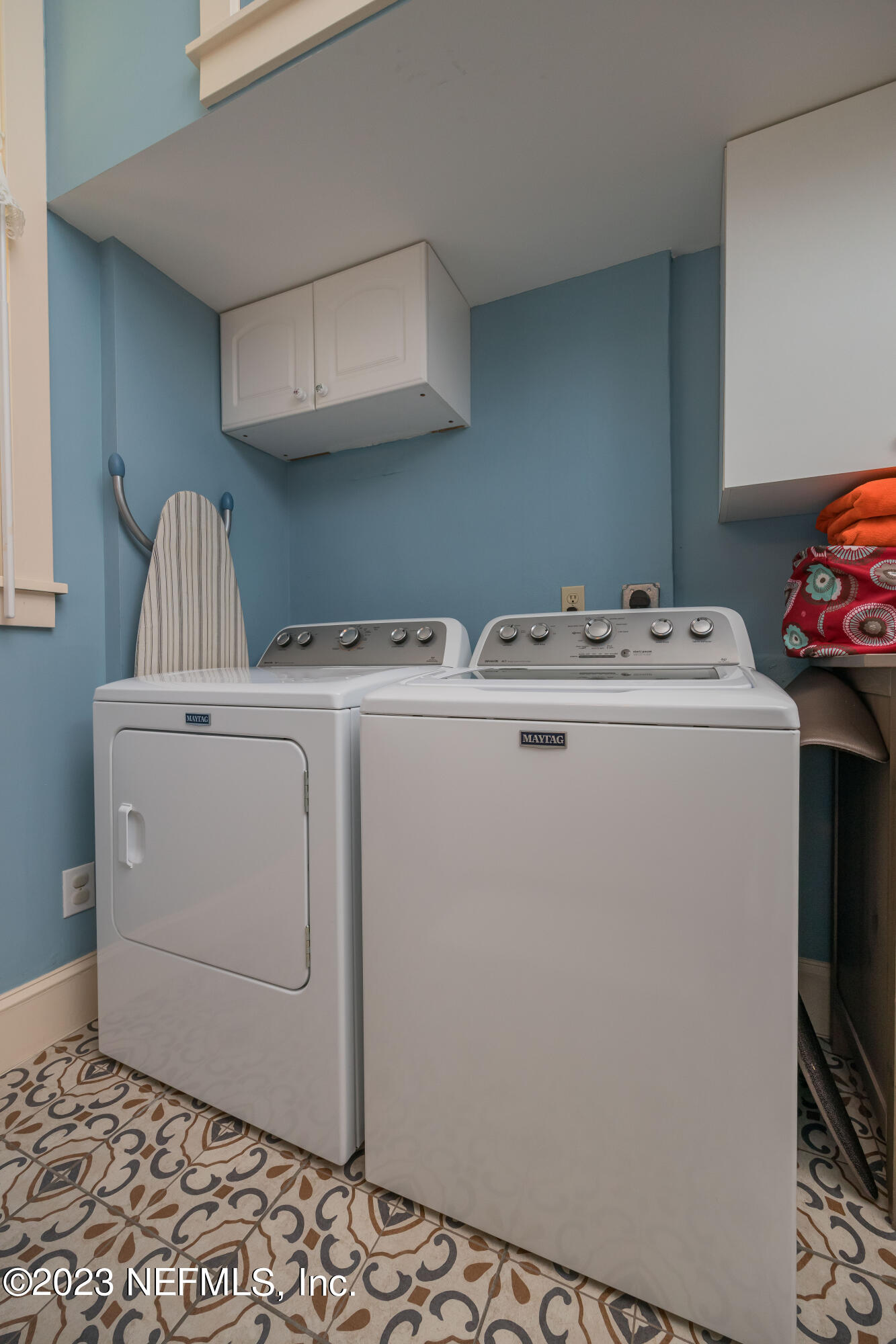 16 May Street St. Augustine, FL 32084 - Photo 35 of 86 a utility room with dryer and washer