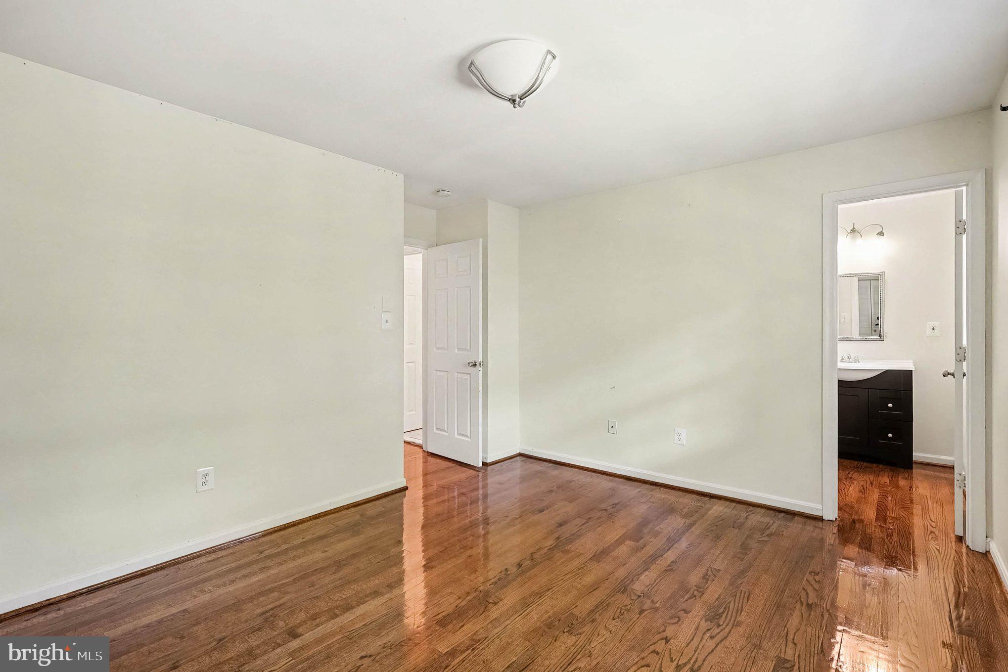 7558 Remington Road Manassas, VA 20109 - Photo 15 of 29 Gallery Image 15