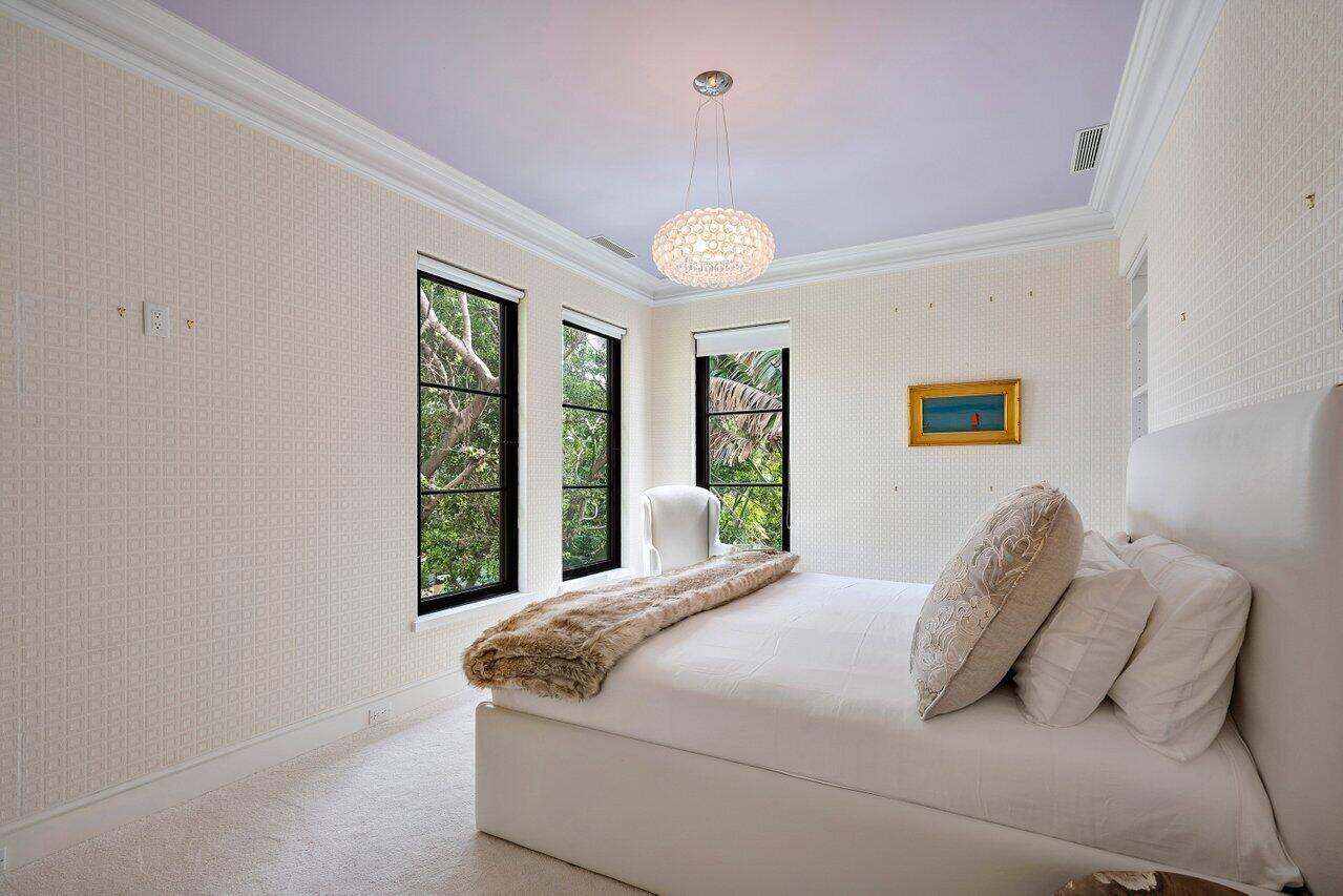 12 Lagomar Road Palm Beach, FL 33480 - Photo 20 of 38 Bedroom