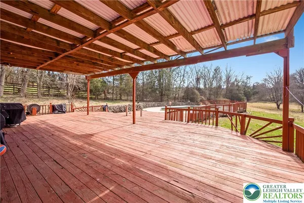 $599,900 | 120 Royal Manor Road, Easton, PA 18042