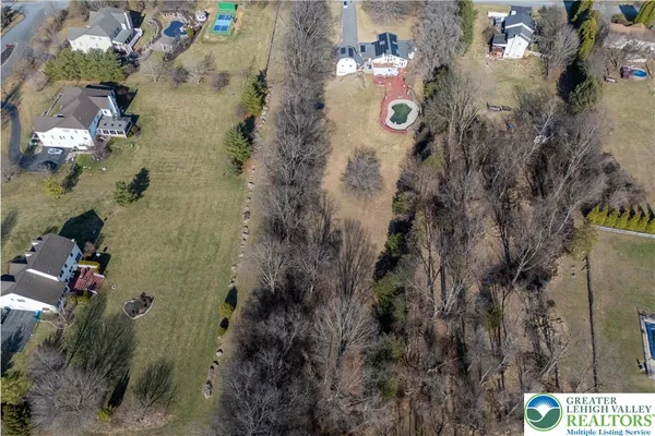 $599,900 | 120 Royal Manor Road, Easton, PA 18042