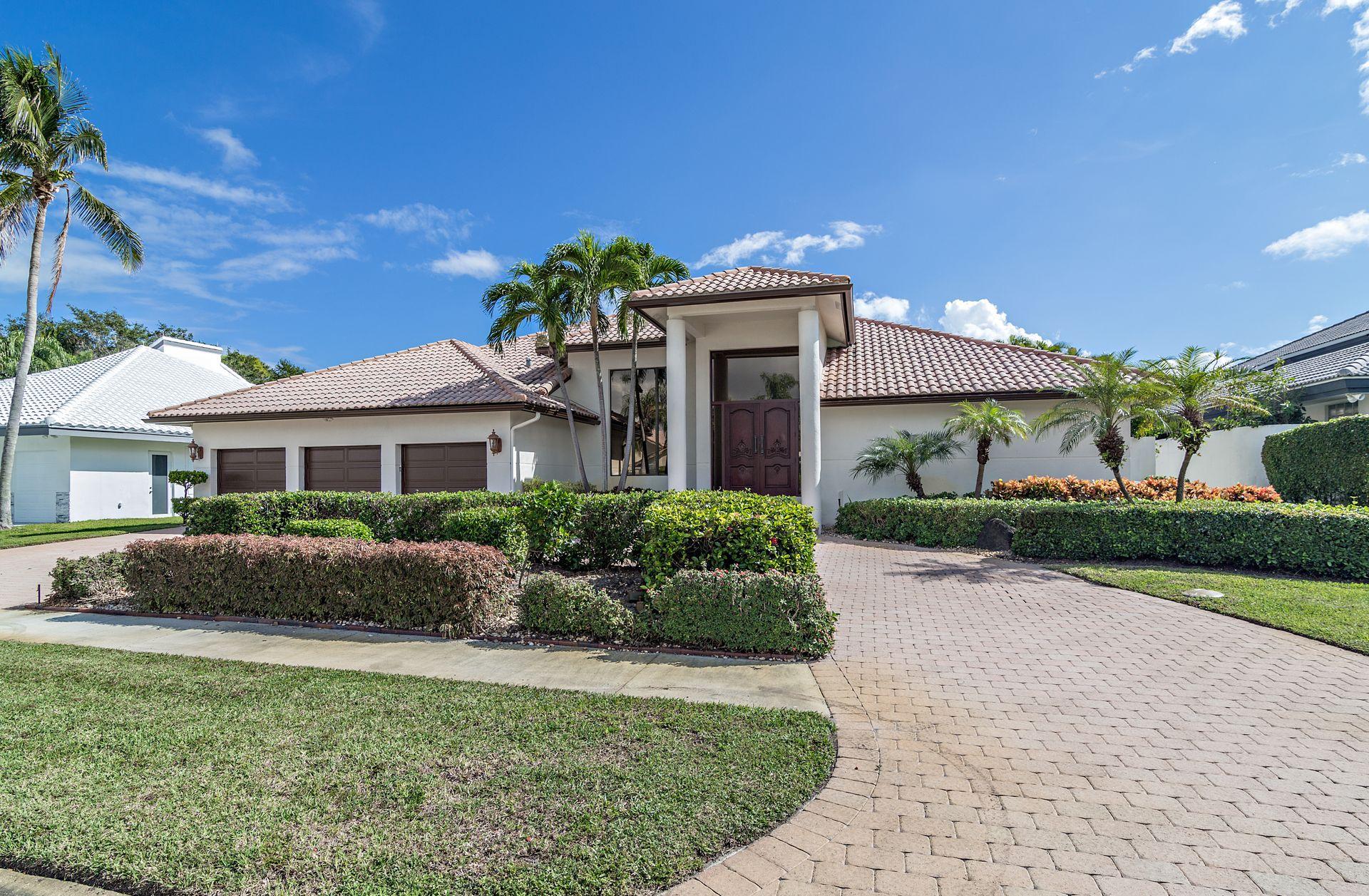 4412 Bocaire Boulevard Boca Raton, FL 33487 - Photo 3 of 23 3