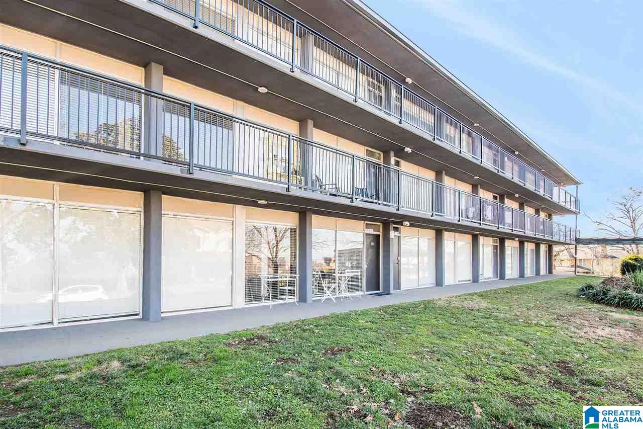 2990 Rhodes Circle South, Unit 110 Birmingham, AL 35205 - Photo 3 of 21