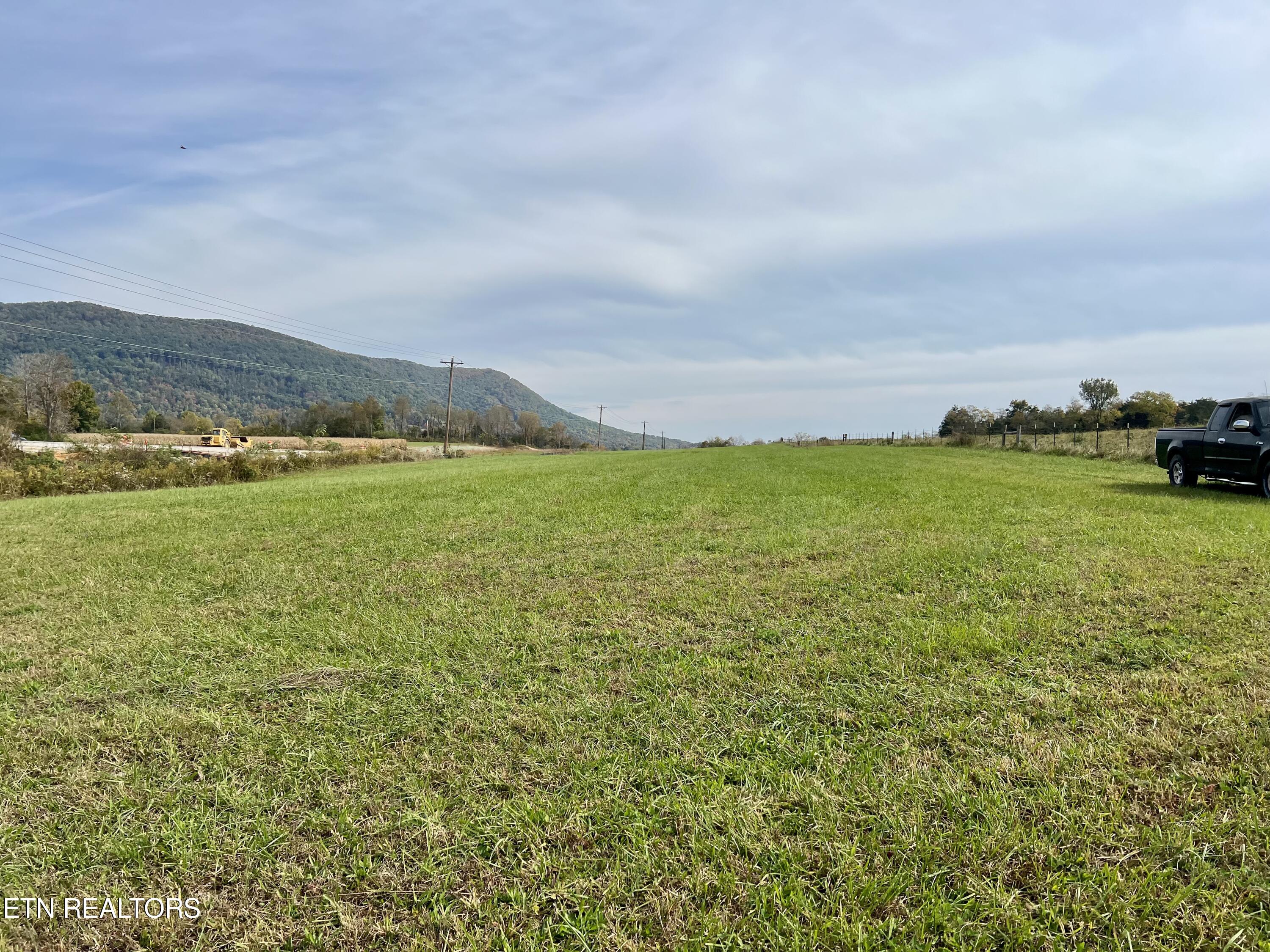 63 Highway Speedwell Tn 37870 Speedwell, TN 37870 - Photo 2 of 21 IMG_3663