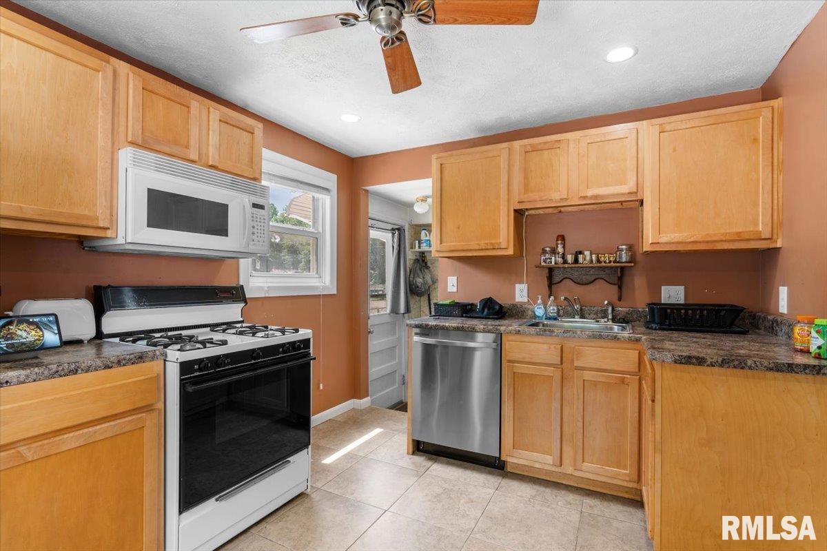 3515 Sherman Street Springfield, IL 62703 - Photo 9 of 22