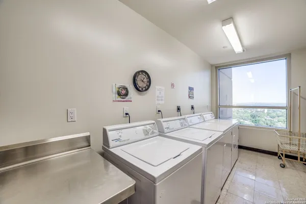 $335,000 | 1 Towers Park Lane, Unit 616, San Antonio, TX 78209
