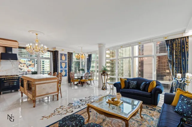 $4,399,000 | 1600 Broadway, Unit PH4C | Theater District