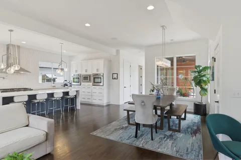 $1,400,000 | 1606 10th Avenue North, Nashville, TN 37208