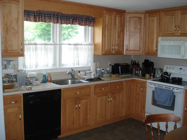 120 Roberts Avenue Holbrook, MA 02343 - Photo 2 of 8