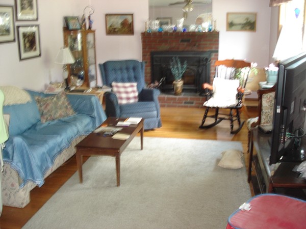 120 Roberts Avenue Holbrook, MA 02343 - Photo 3 of 8