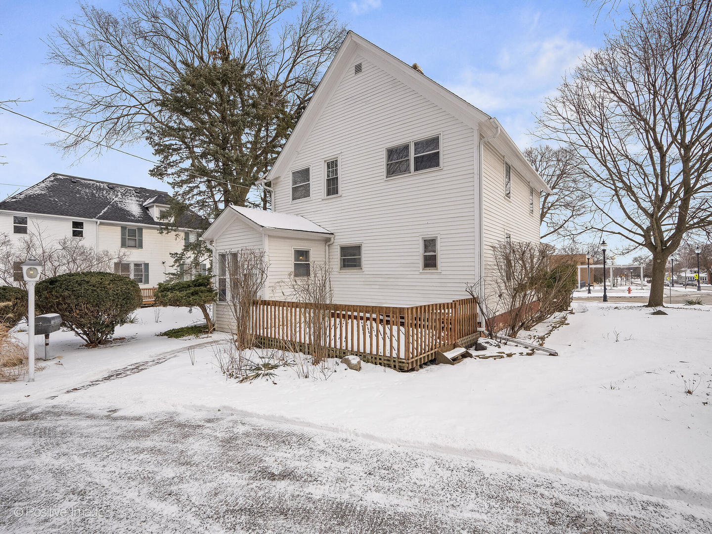 122 South Prospect Street Roselle, IL 60172 - Photo 3 of 30