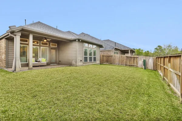$410,000 | 163 Greatwood Glen Drive, Montgomery, TX 77316