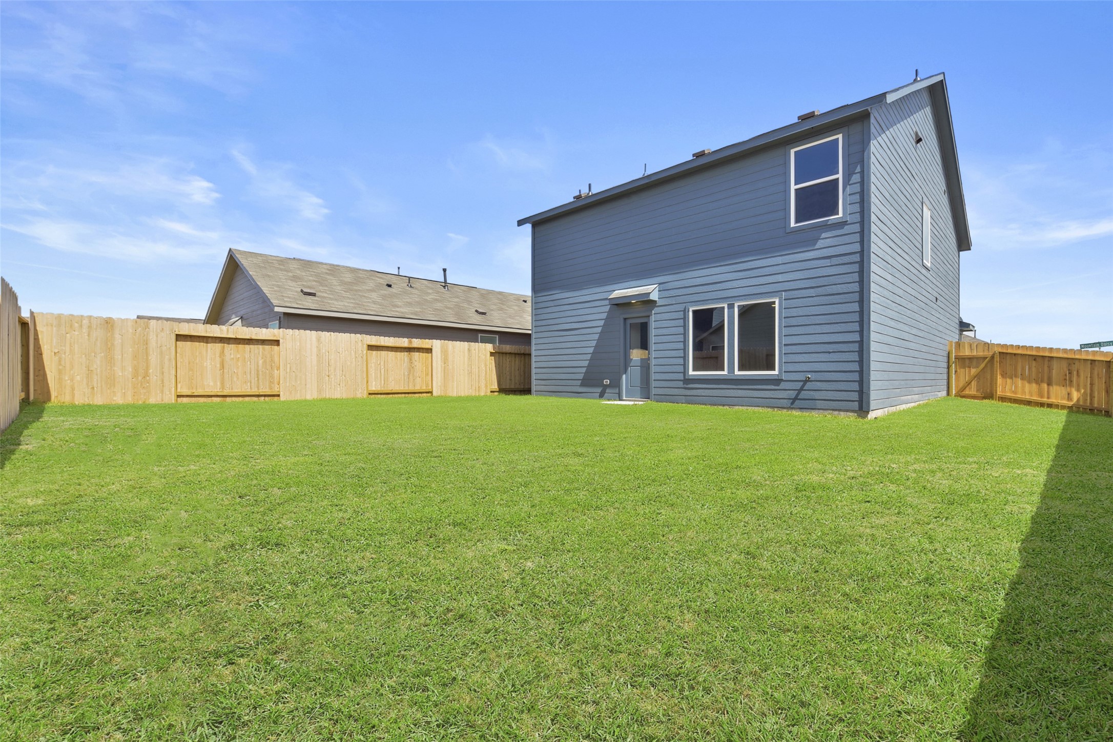 12403 Mountain Daisy Road Houston, TX 77038 - Photo 38 of 39 Gallery Image 38